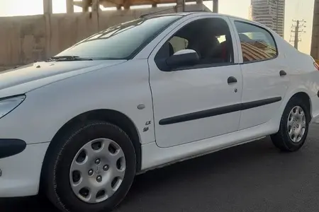 پژو ۲۰۶ صندوق دار v8 - 1396