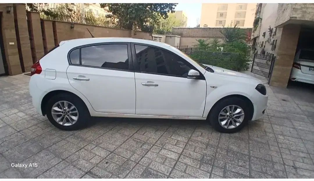 برلیانس H320 دنده‌ای 1500 - 1396