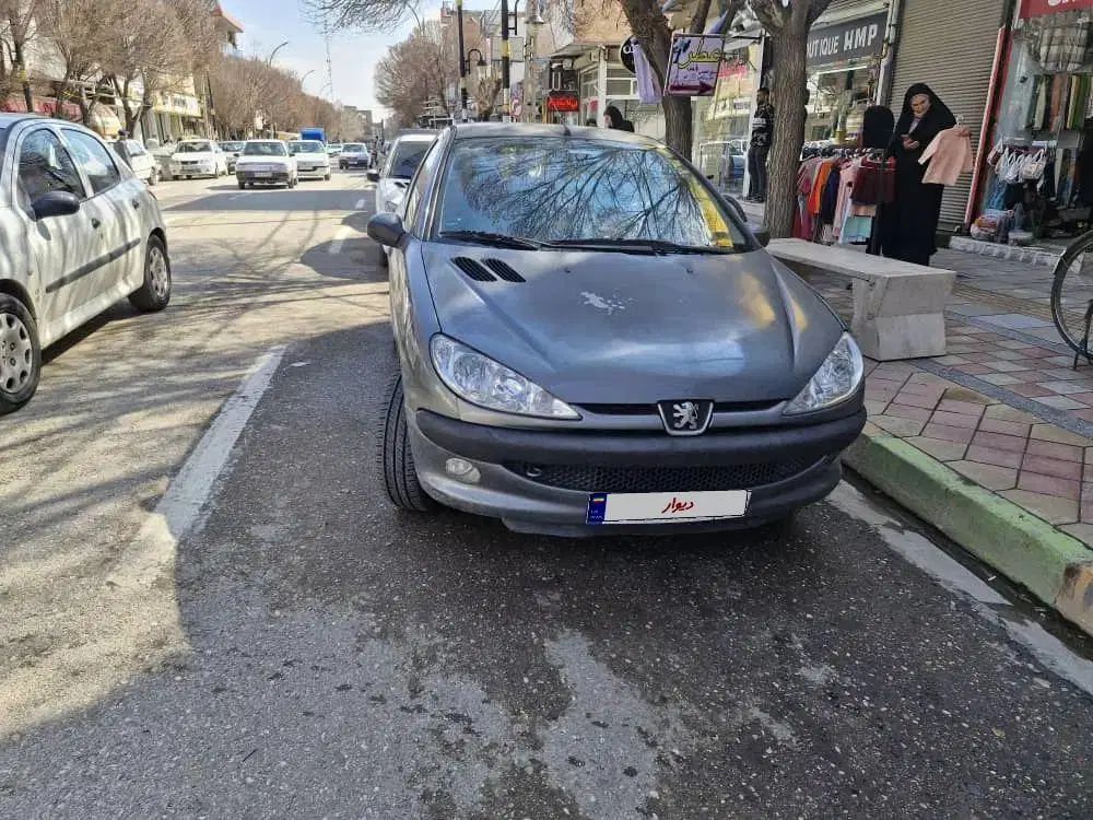 پژو ۲۰۶ صندوق دار v8 - 1392