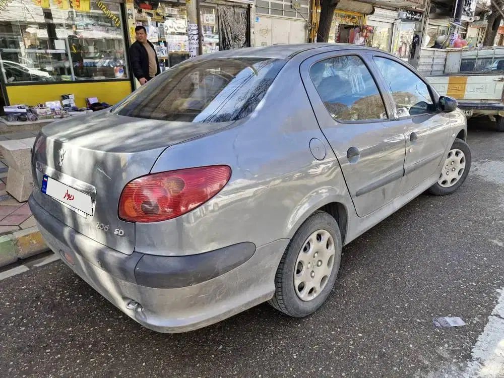 پژو ۲۰۶ صندوق دار v8 - 1392