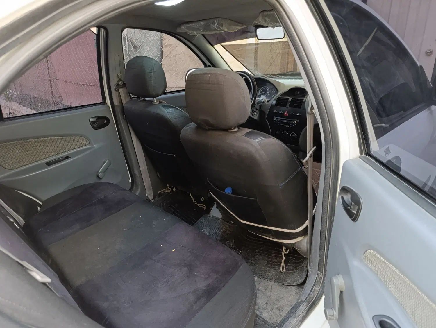 تیبا صندوق دار SX - 1400