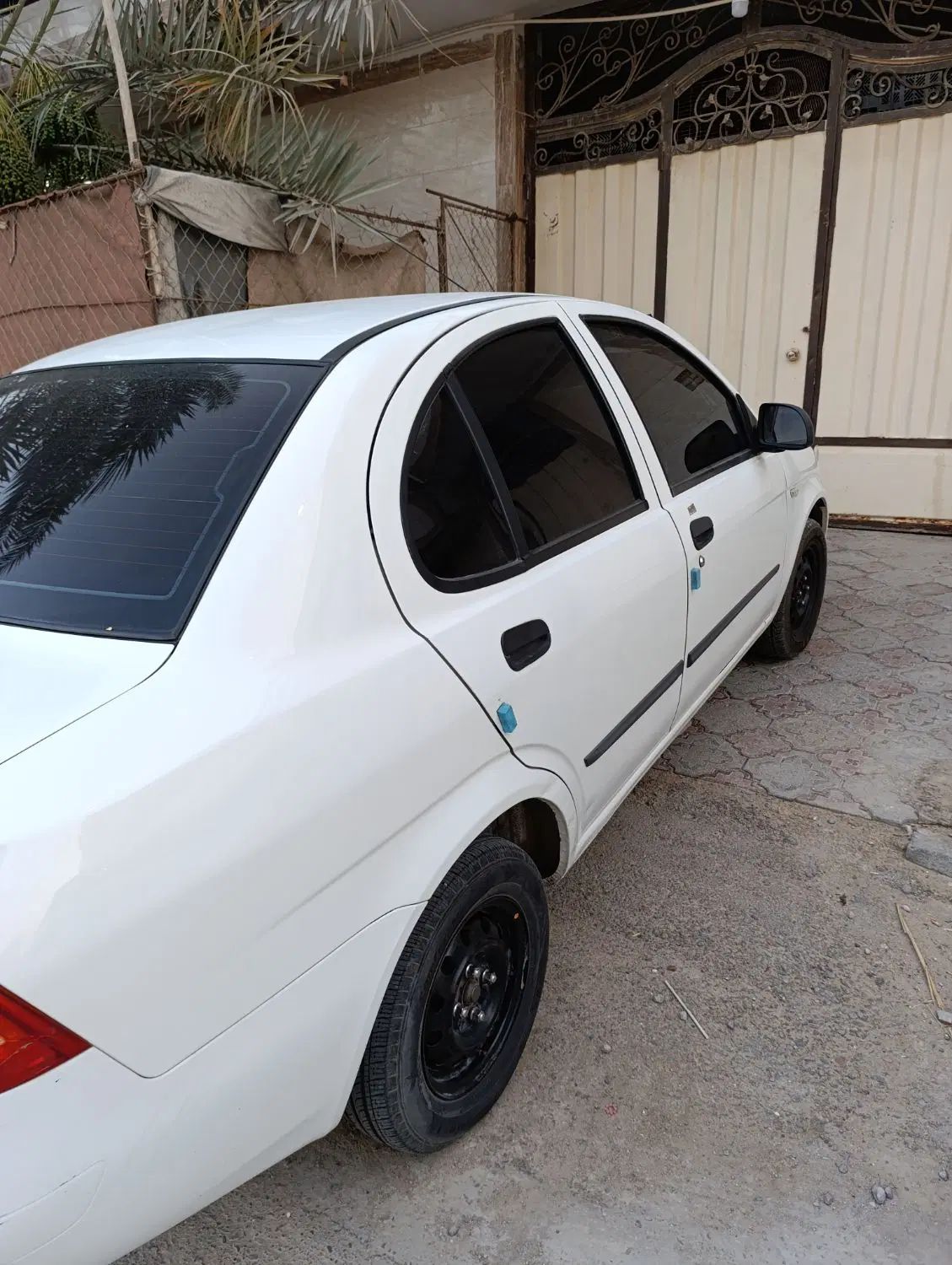 تیبا صندوق دار SX - 1400