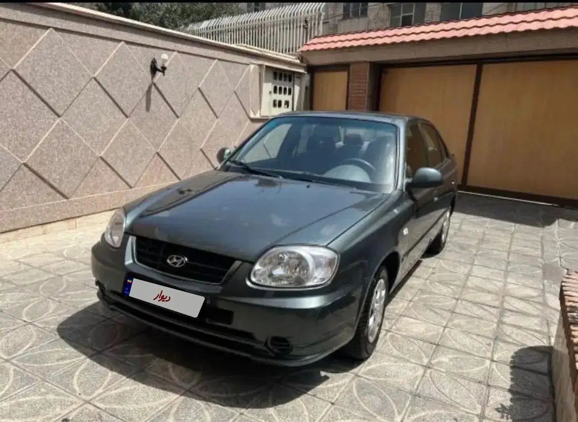 هیوندای ورنا دنده‌ ای - 1386