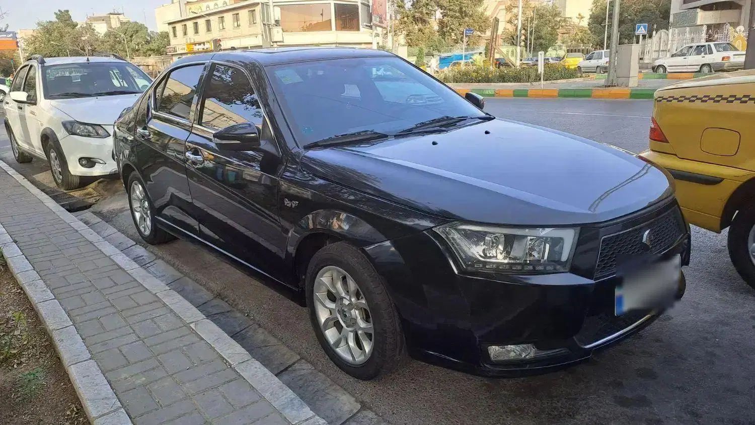 دنا پلاس توربو 6 دنده - 1400