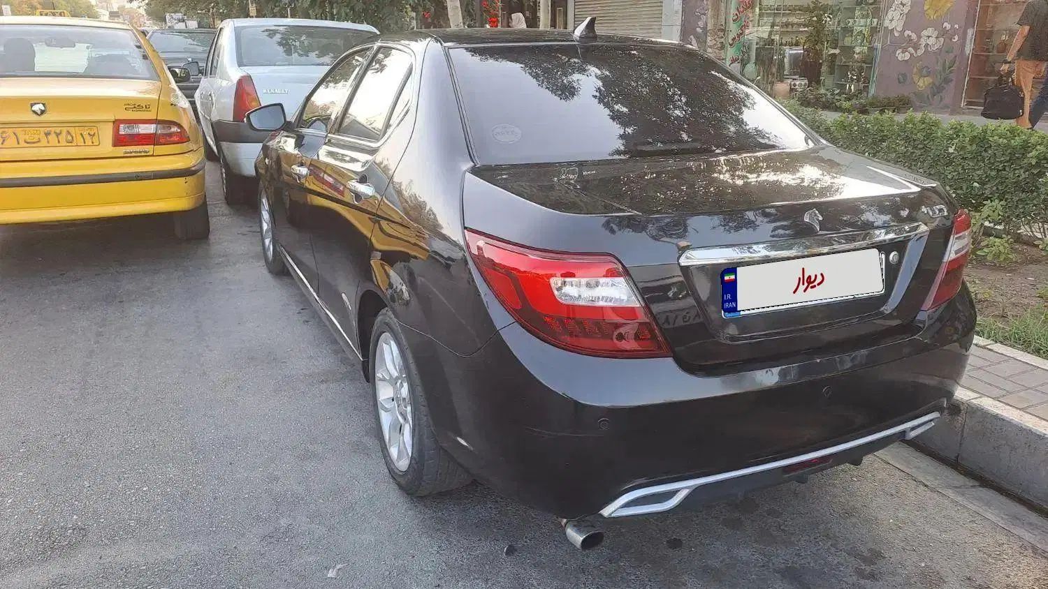 دنا پلاس توربو 6 دنده - 1400