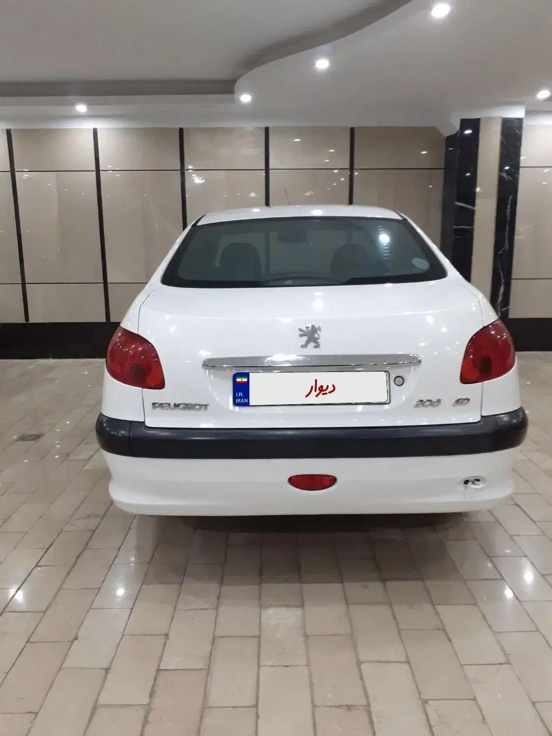 پژو ۲۰۶ صندوق دار v8 - 1394