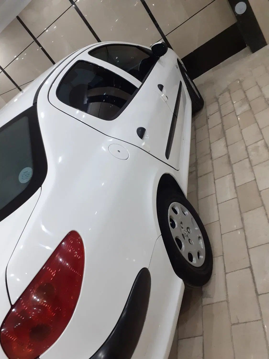 پژو ۲۰۶ صندوق دار v8 - 1394