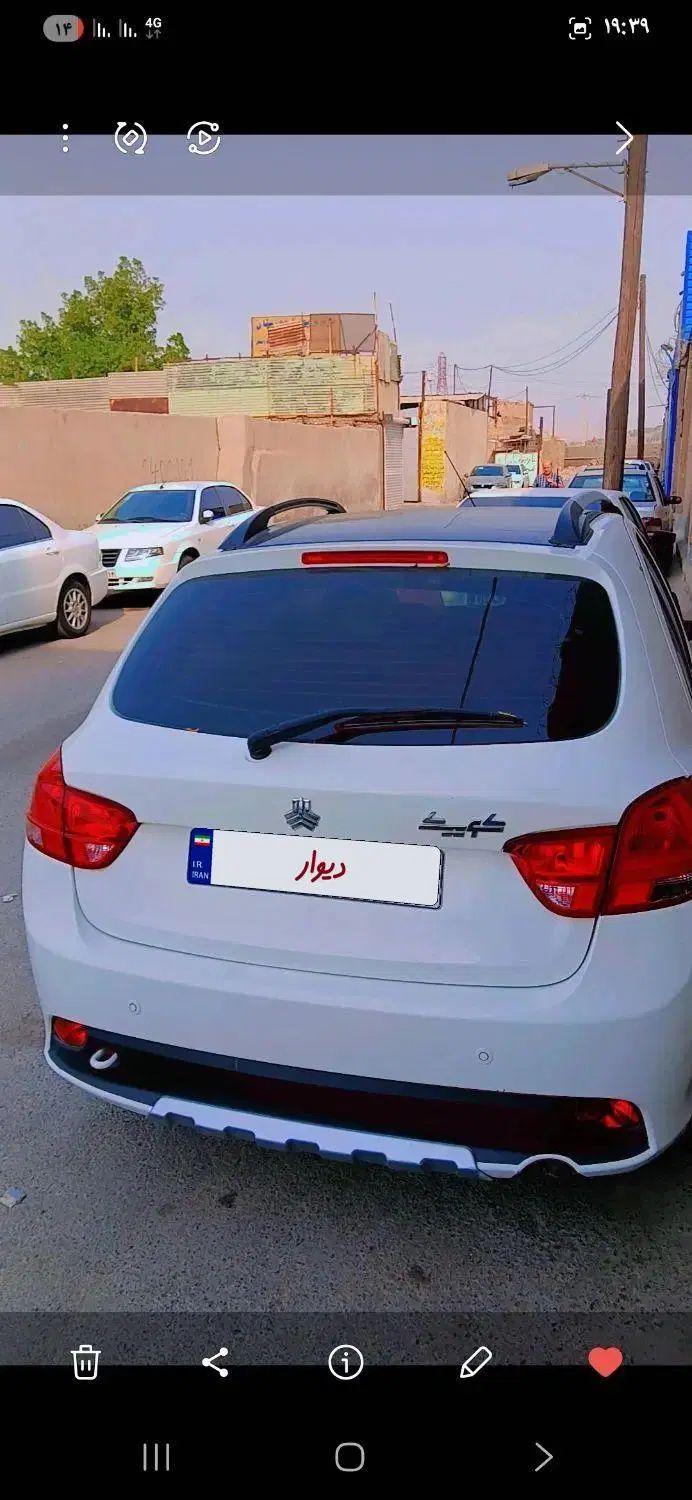کوییک R دنده‌ای - 1402