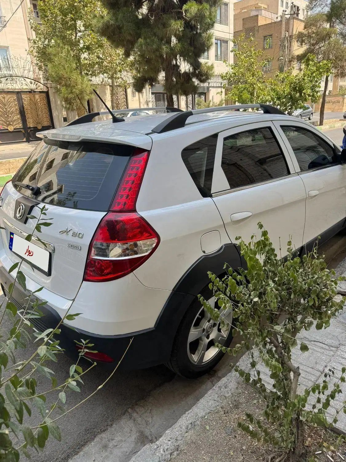 دانگ فنگ H30 کراس اتوماتیک - 1397