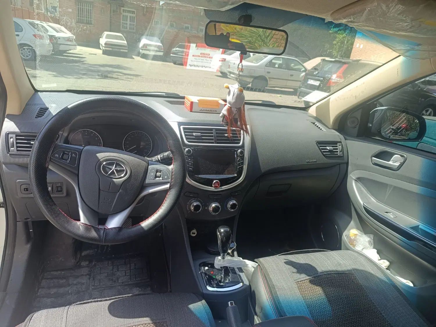 جک J4 اتوماتیک ساده - 1402