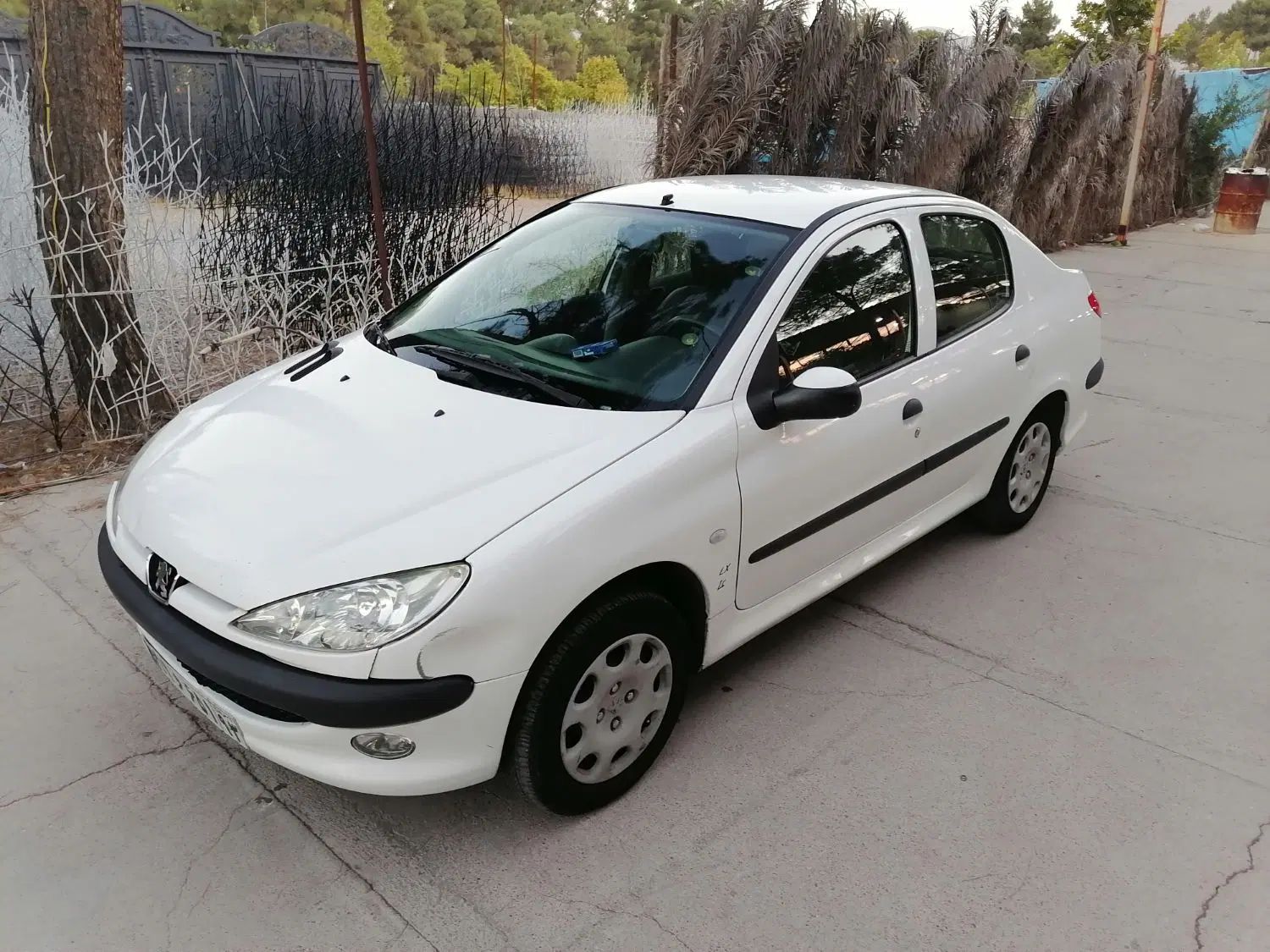 پژو ۲۰۶ صندوق دار v8 - 1400