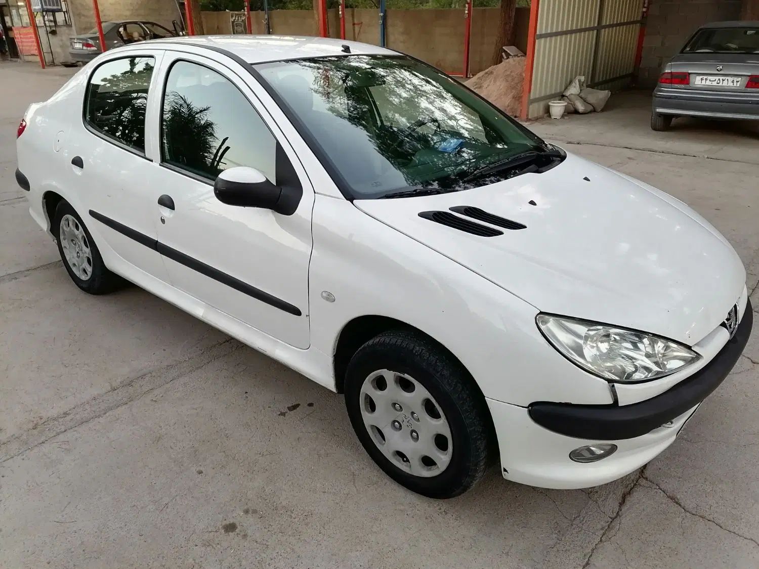 پژو ۲۰۶ صندوق دار v8 - 1400