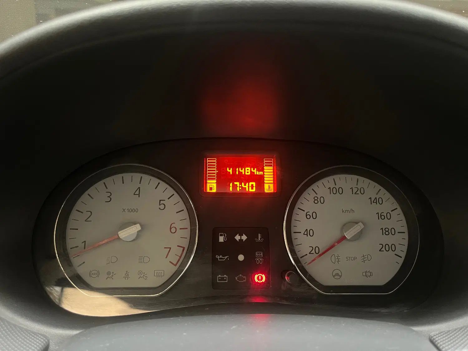 رنو ساندرو دنده ای - 1396