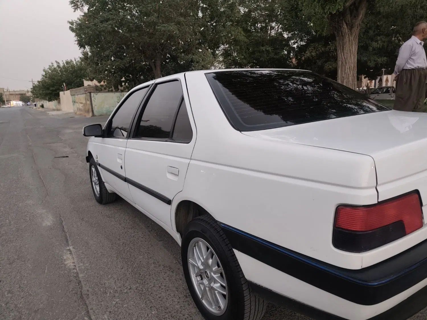 پژو 405 GLX موتور TU5 - 1390