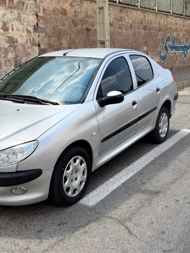 خودرو پژو، ۲۰۶ صندوق دار آگهی ann_20064919