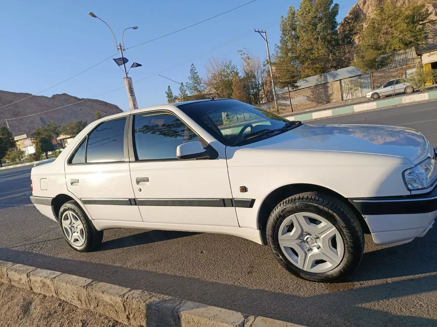 پژو 405 SLX بنزینی TU5 - 1399