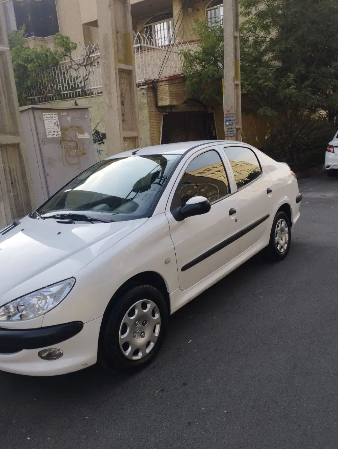 پژو ۲۰۶ صندوق دار v8 - 1394
