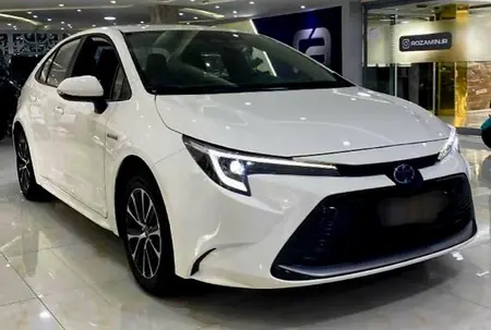 تویوتا لوین E210 توربو - 2024