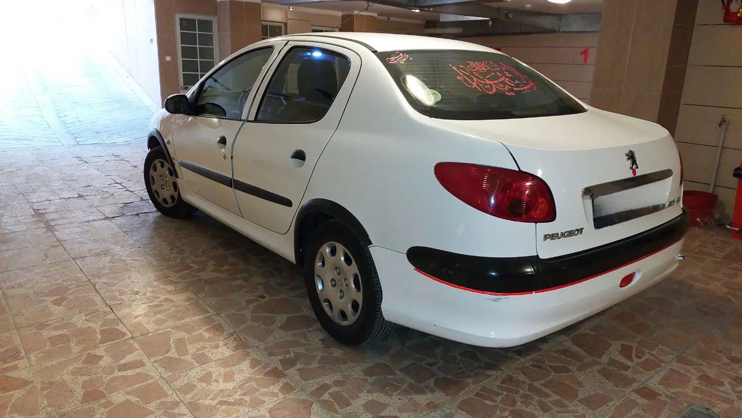 پژو ۲۰۶ صندوق دار v8 - 1396
