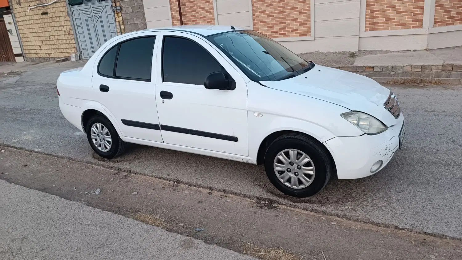 تیبا صندوق دار EX - 1393