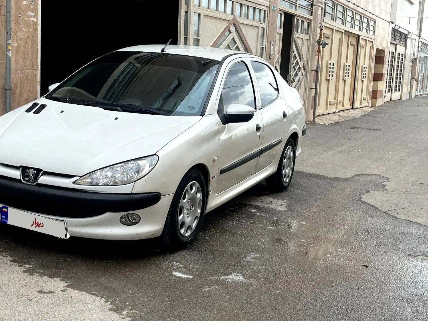 پژو ۲۰۶ صندوق دار v8 - 1388