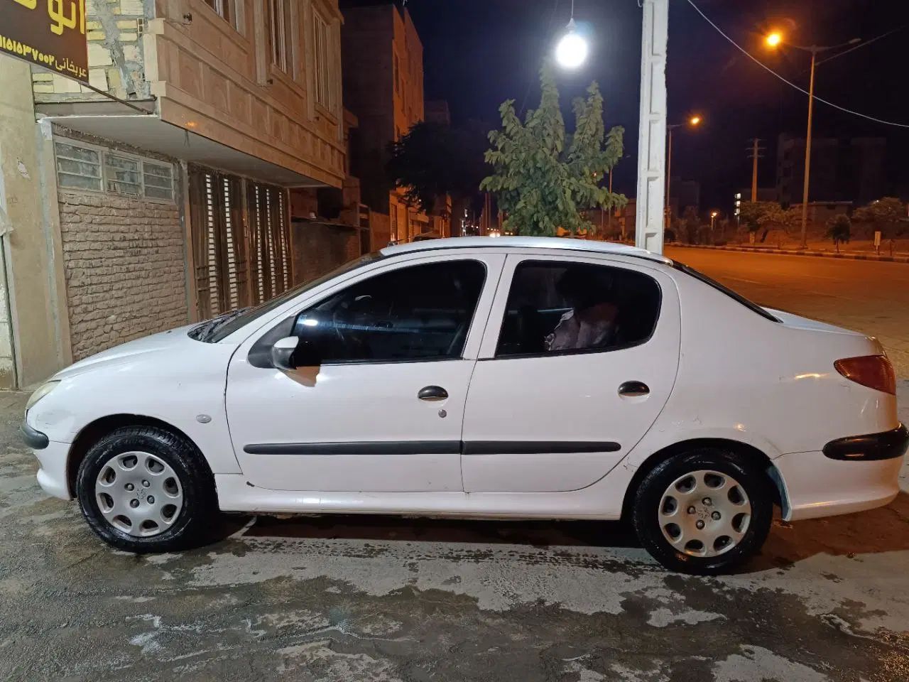 پژو ۲۰۶ صندوق دار v8 - 1395
