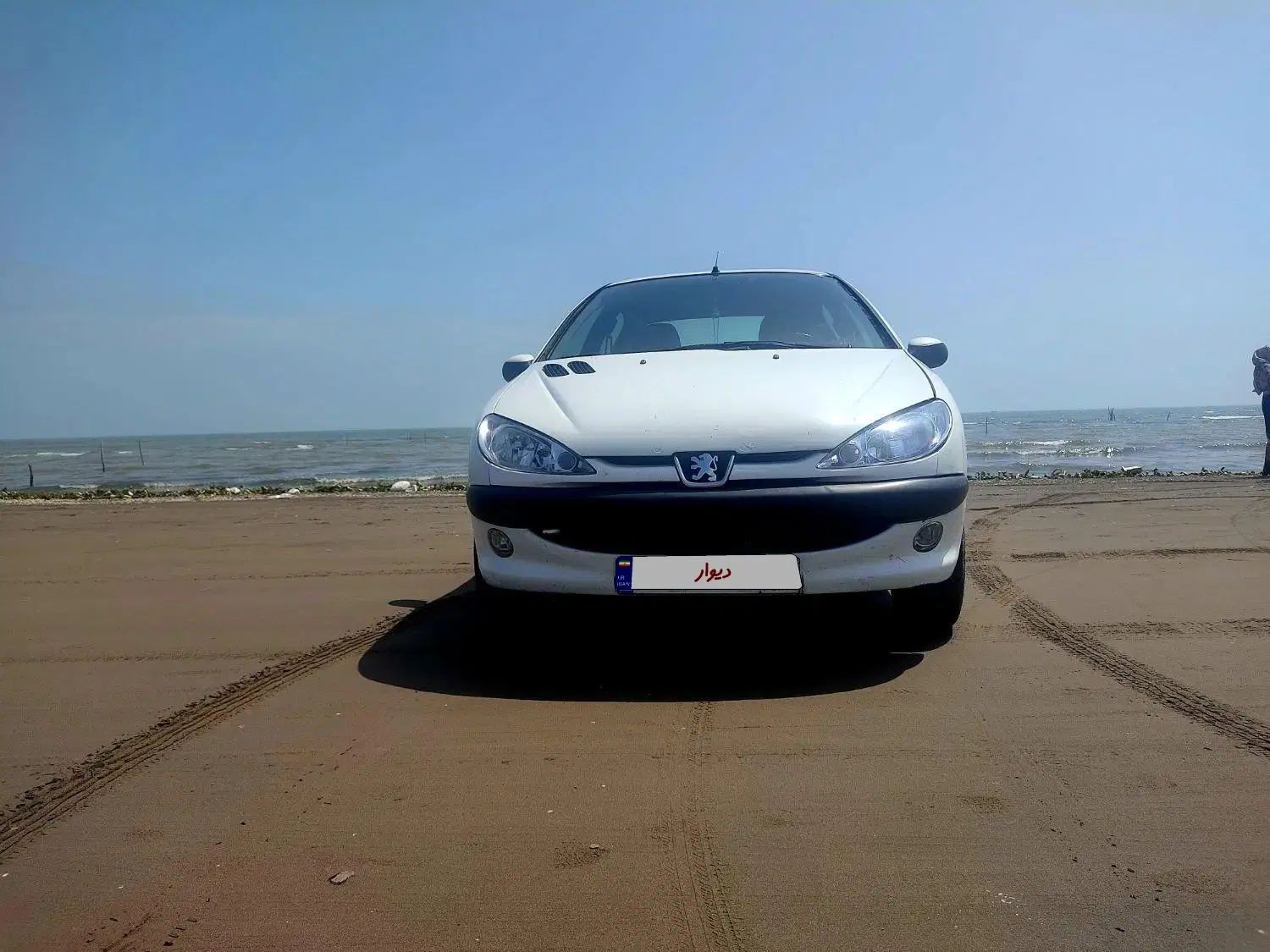 پژو ۲۰۶ صندوق دار v8 - 1391