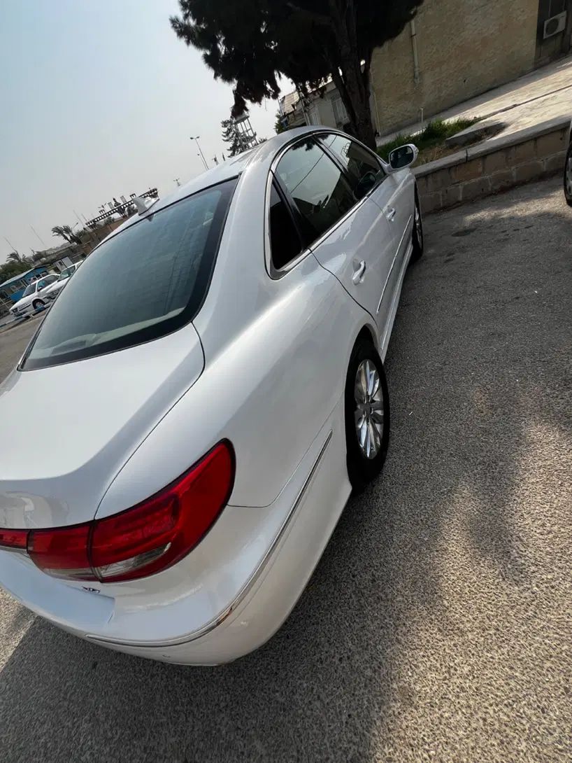 هیوندای آزرا (گرنجور) 3300cc - 2011