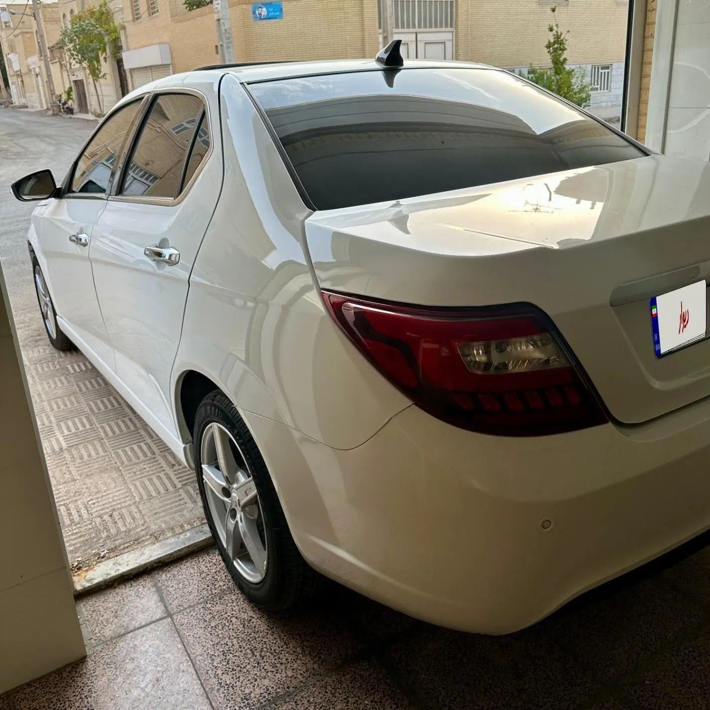 دنا پلاس توربو 6 دنده - 1402