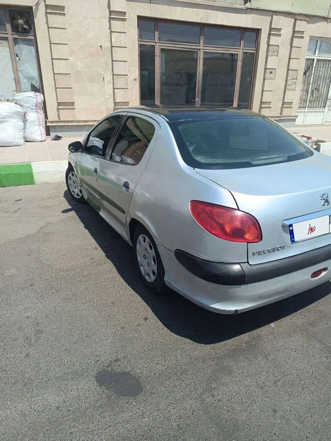 خودرو پژو، ۲۰۶ صندوق دار آگهی ann_20067309