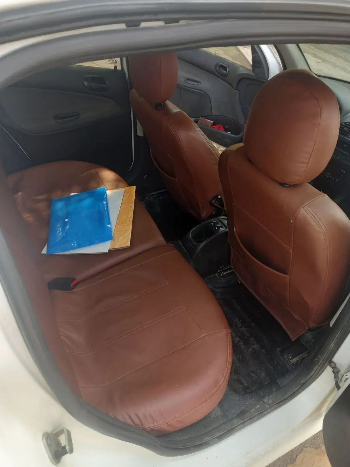 پژو ۲۰۶ صندوق دار v8 - 1395