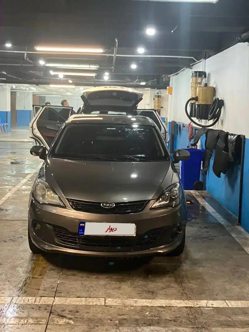 ام وی ام 315 صندوقدار اسپرت دنده‌ای - 1394