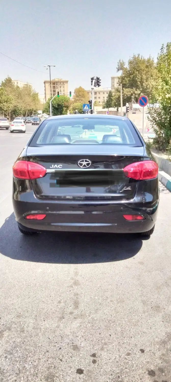 جک J4 اتوماتیک ساده - 1403
