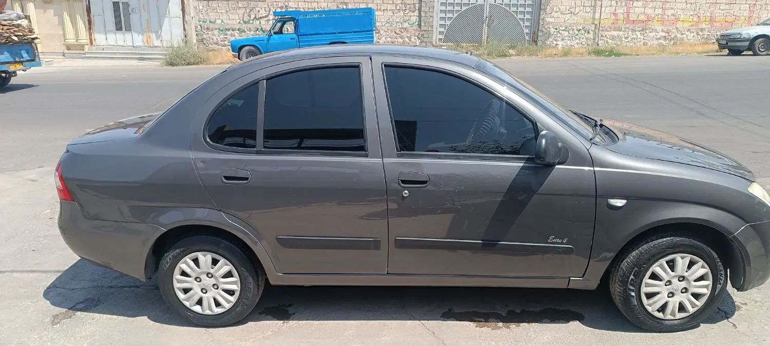 تیبا صندوق دار EX - 1393