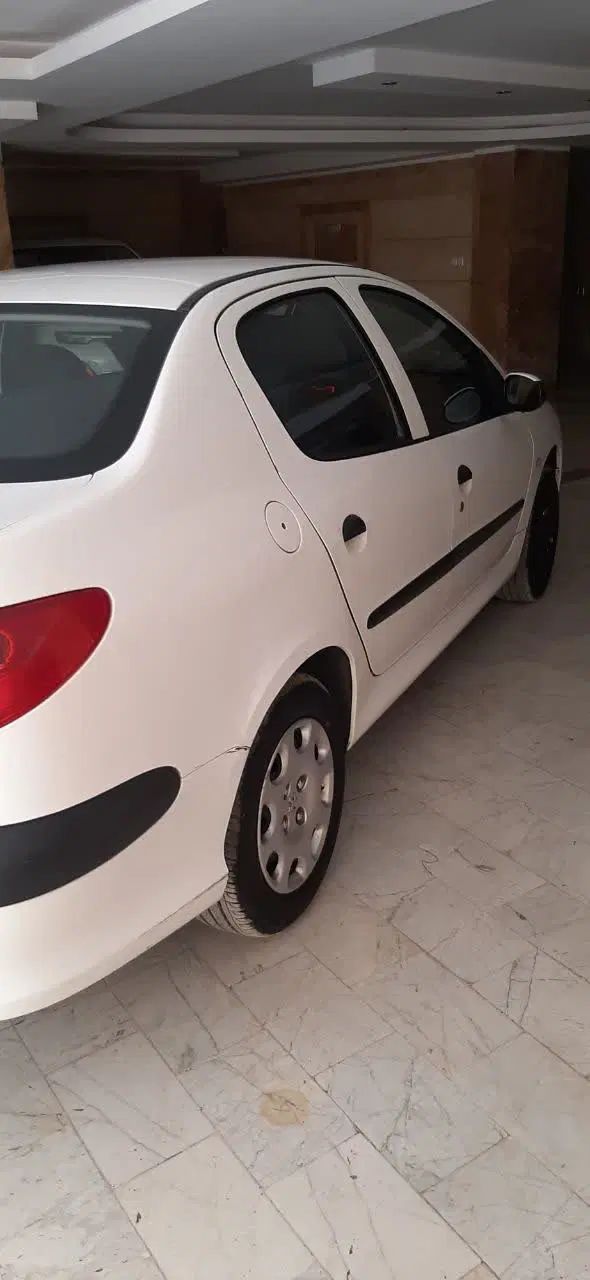 پژو ۲۰۶ صندوق دار v8 - 1395