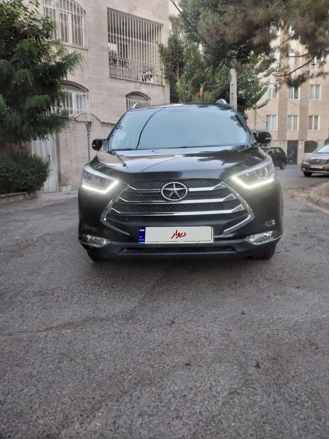 جک S3 اتوماتیک - 1402