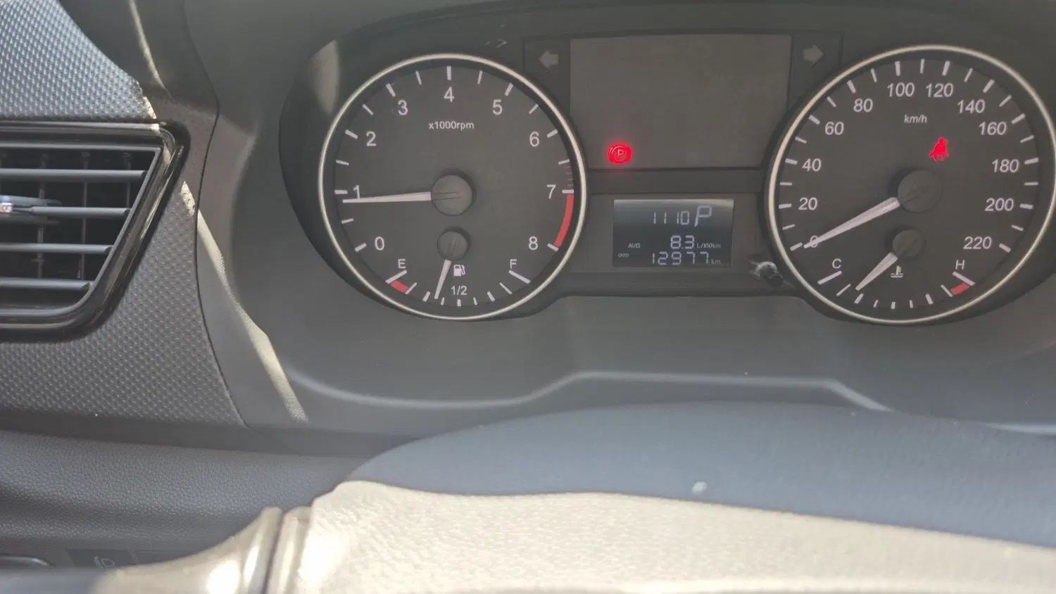 جک J4 اتوماتیک آپشنال - 1402