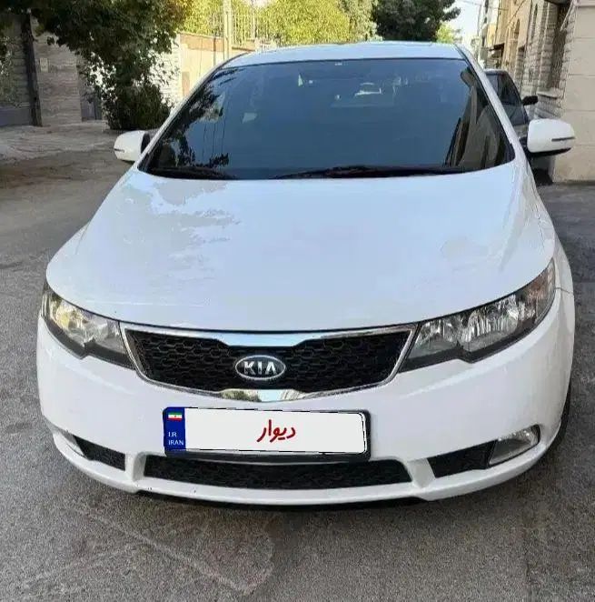 کیا سراتو 2.0 لیتر اتوماتیک GT لاین - 2016