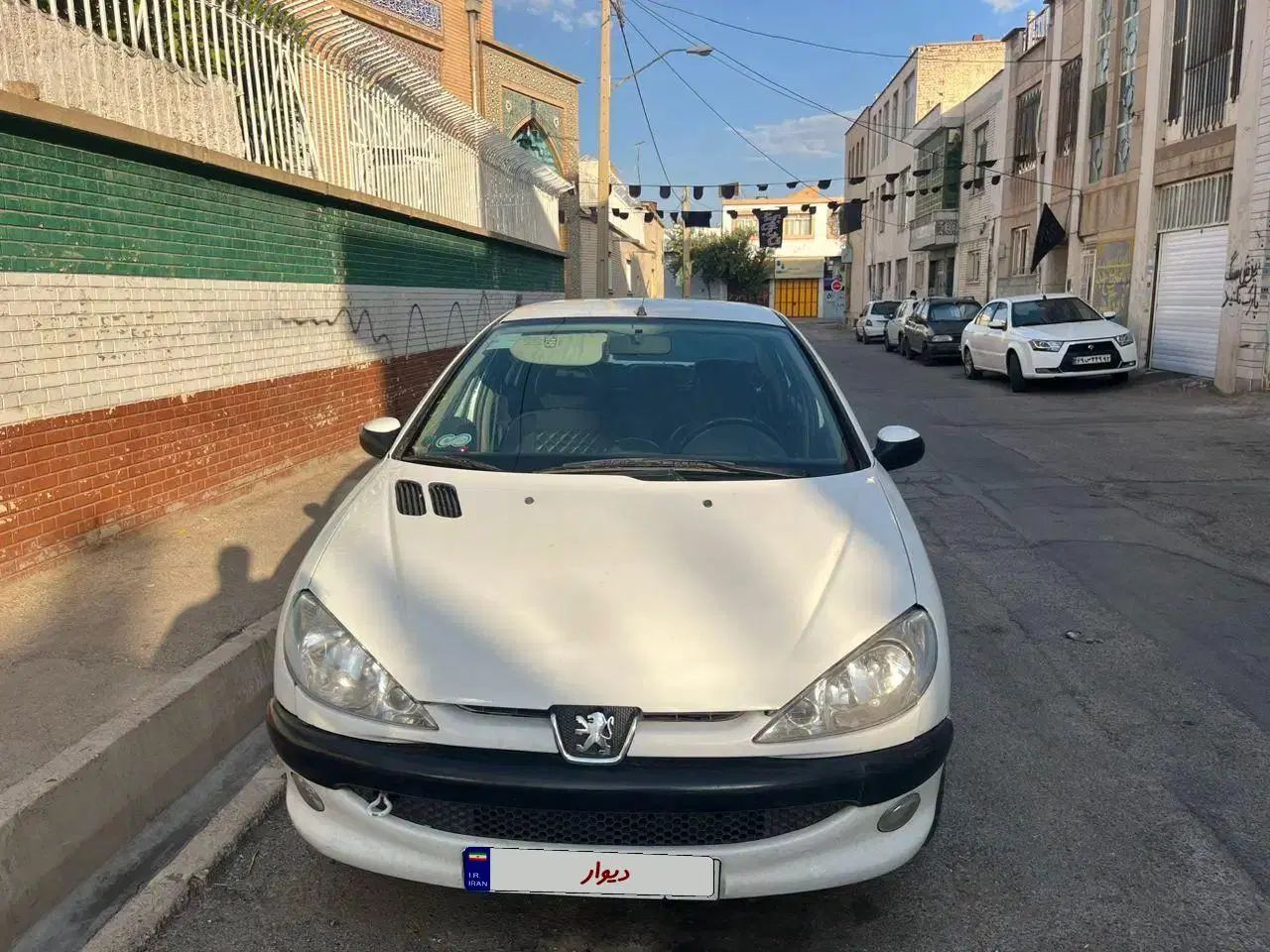 پژو ۲۰۶ صندوق دار v8 - 1393