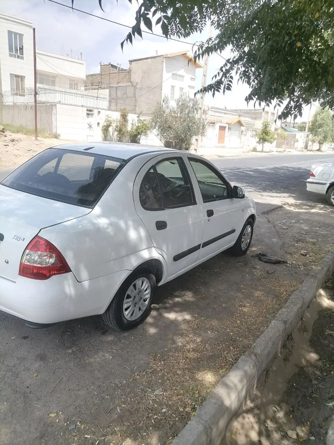 تیبا صندوق دار EX - 1393