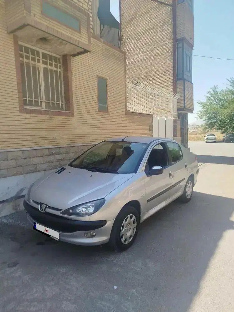 پژو ۲۰۶ صندوق دار v8 - 1385