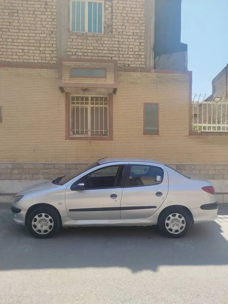 خودرو پژو، ۲۰۶ صندوق دار آگهی ann_20068016