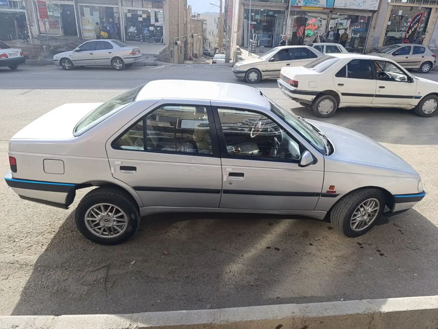 پژو 405 GL - 1379