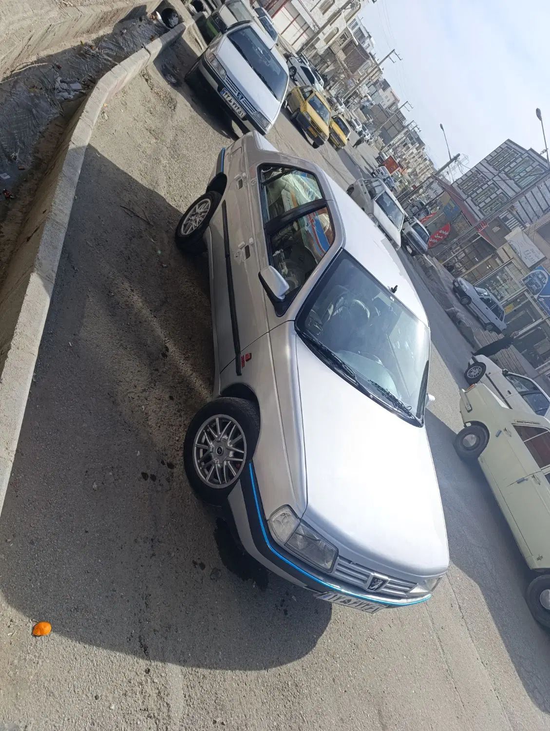 پژو 405 GL - 1379