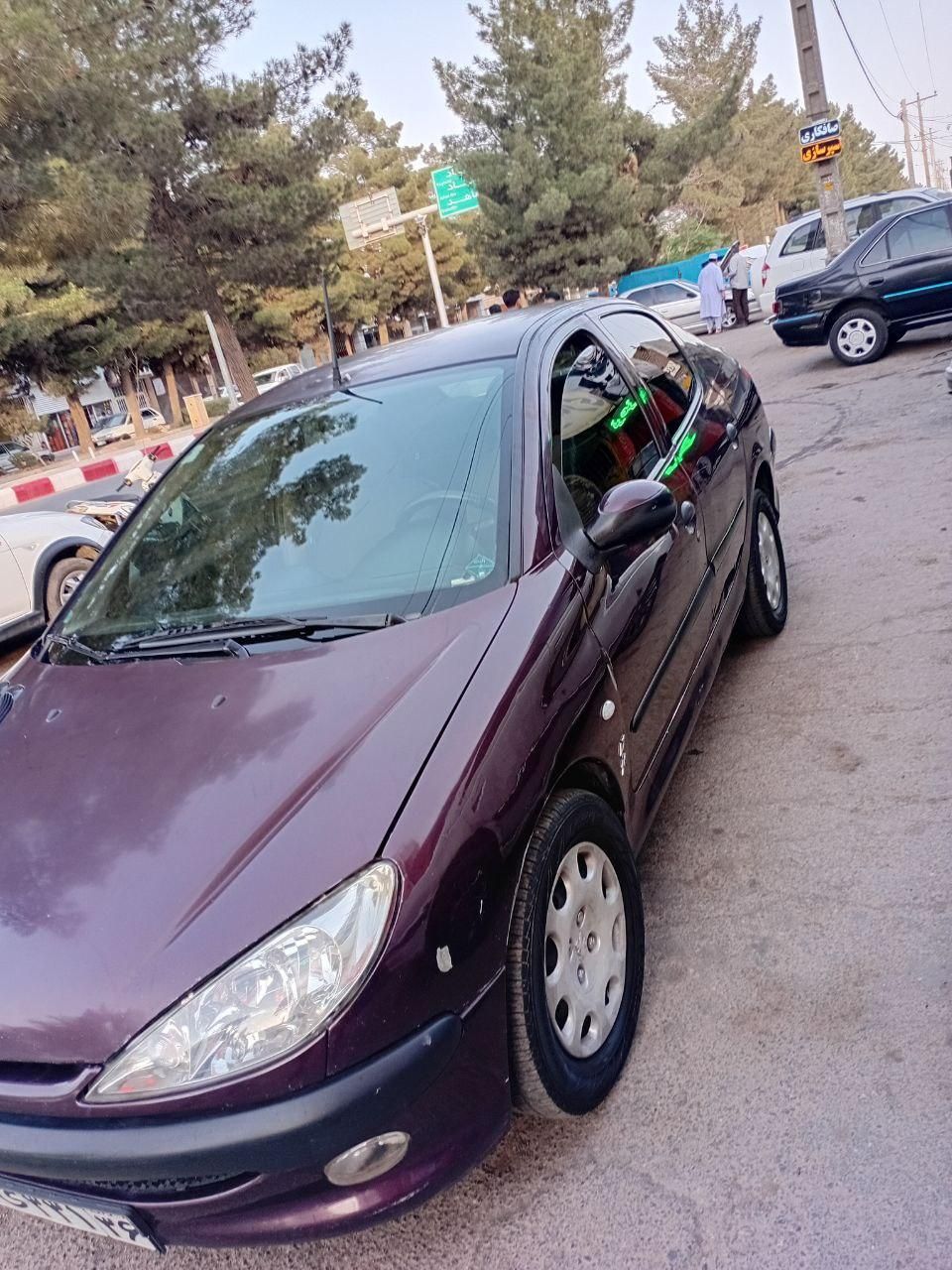 پژو ۲۰۶ صندوق دار v8 - 1390