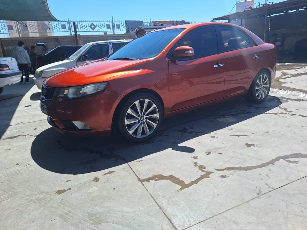 کیا سراتو 2.0 لیتر اتوماتیک GT لاین - 2010