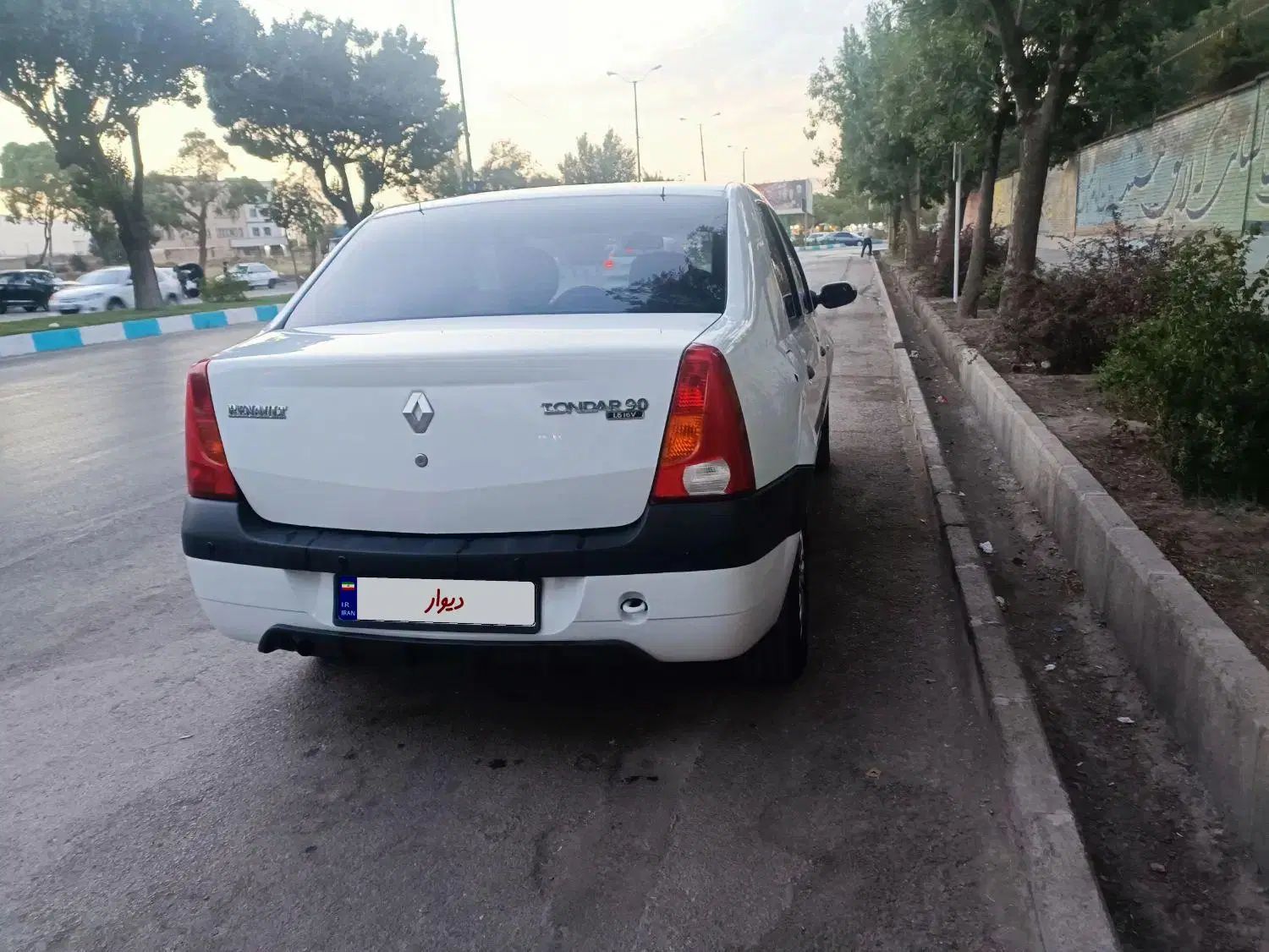 رنو تندر 90 E2 - 1396