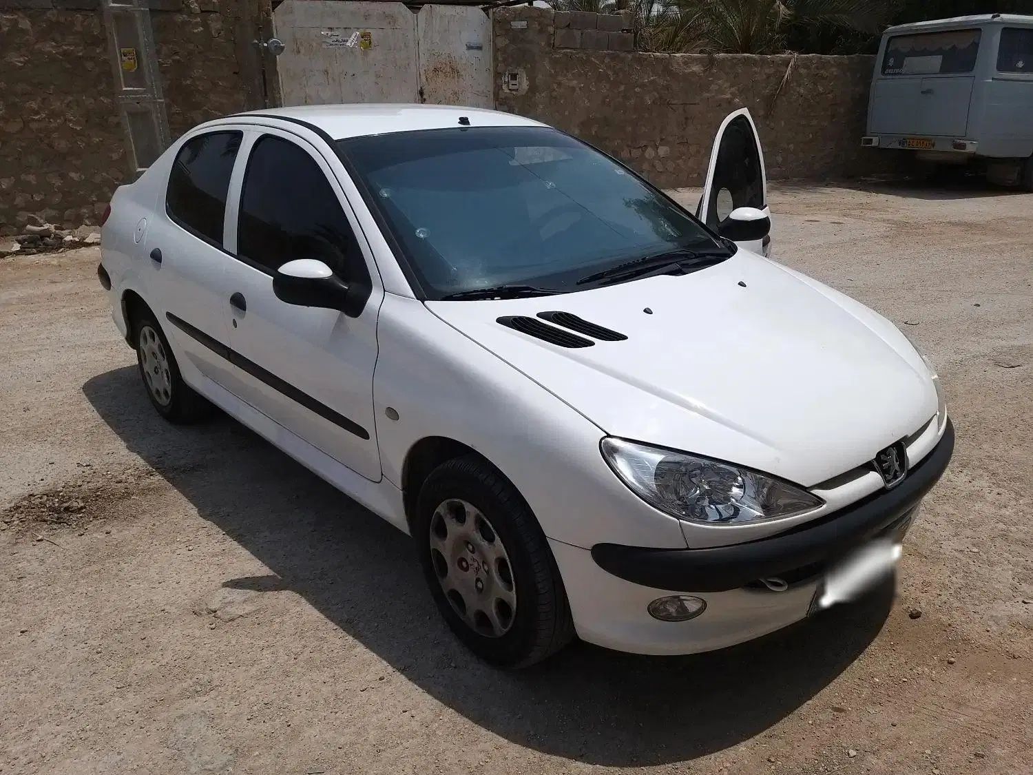 پژو ۲۰۶ صندوق دار v8 - 1398