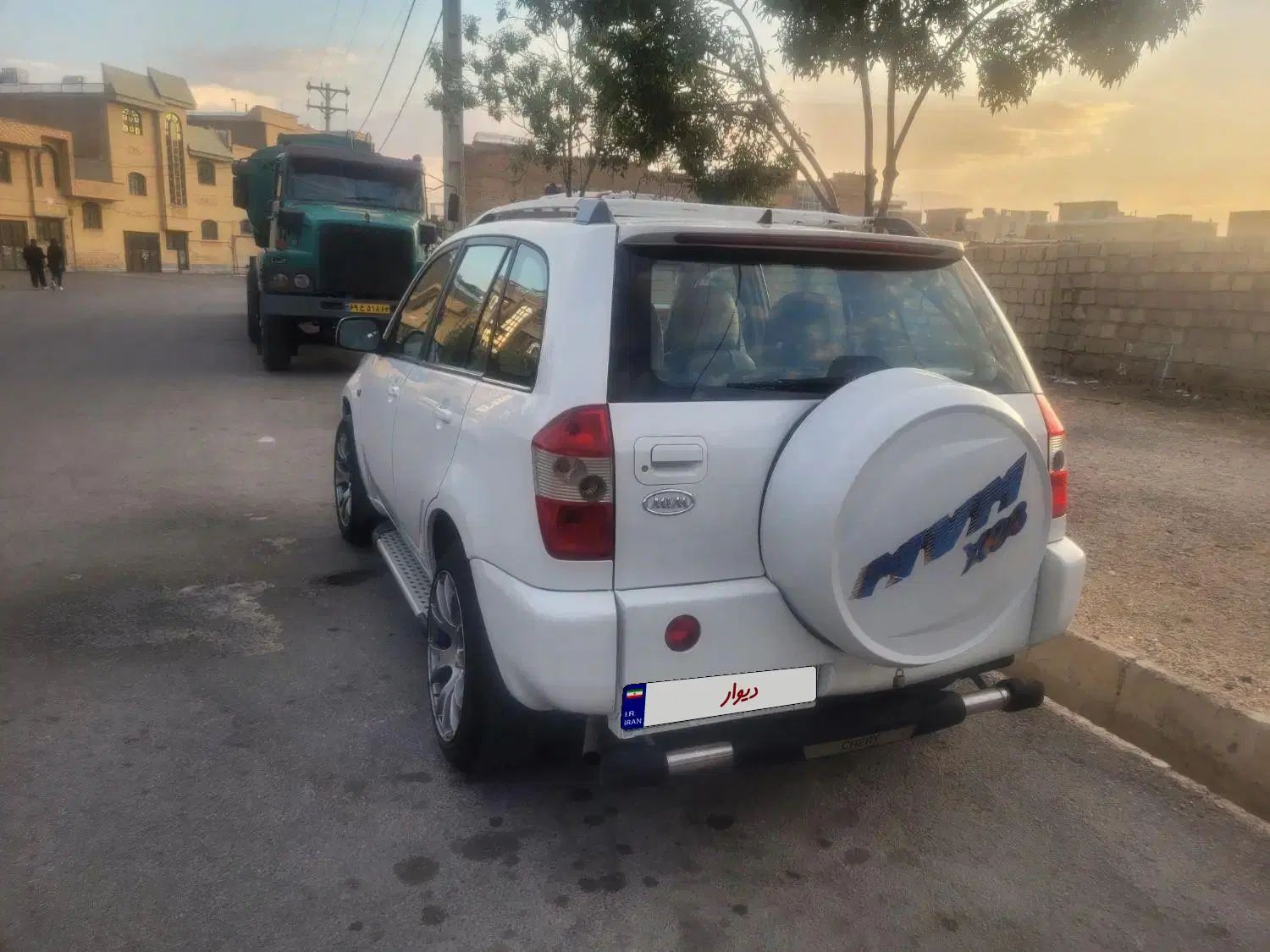ام وی ام X33 دنده‌ای ساده - 1393