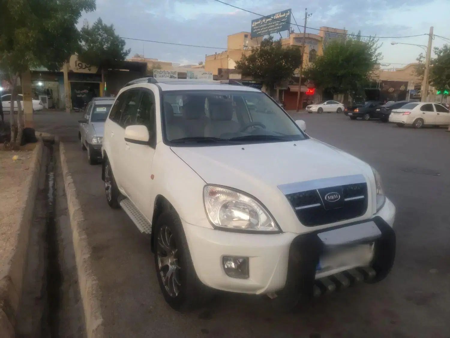 ام وی ام X33 دنده‌ای ساده - 1393